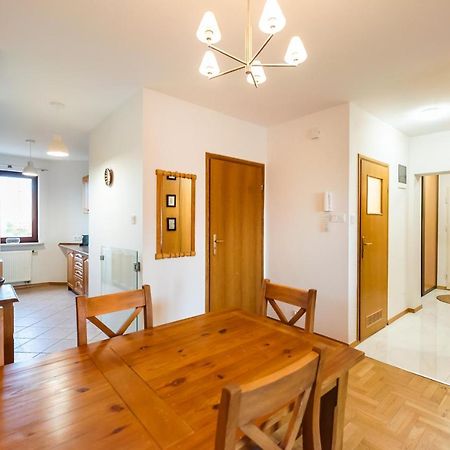 ורשה Woronicza Homey Wooden Apartment מראה חיצוני תמונה